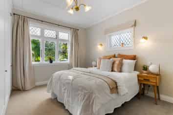 10 Burma Road, Khandallah