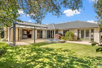 2 Jadewynn Place, Halswell