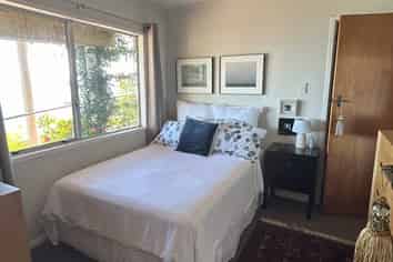 113 Queens Road, Stepneyville