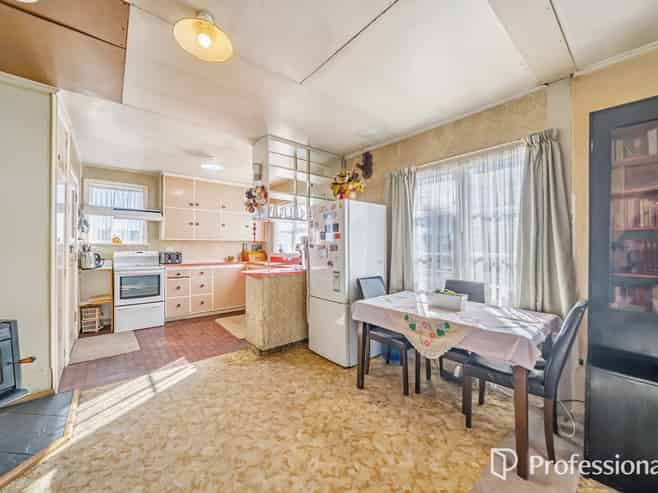 8 Chittick Street, Stokes Valley