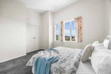 49 Albionvale Road, Glen Eden