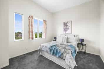 49 Albionvale Road, Glen Eden