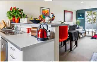 49 Albionvale Road, Glen Eden