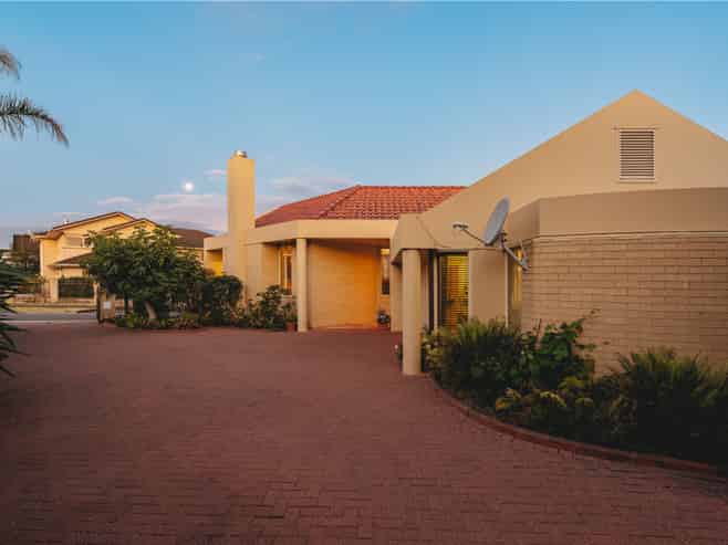 15 St Jerome Avenue, Te Atatu Peninsula