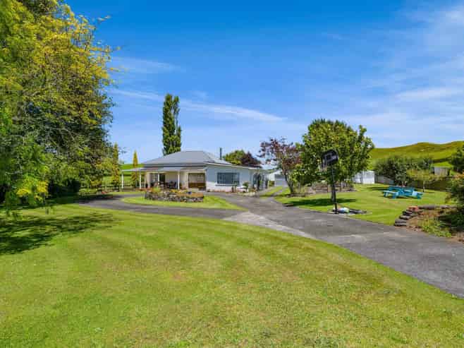 12 Toko Road, Toko