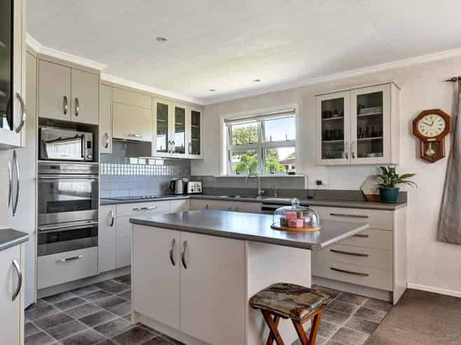 12 Toko Road, Toko