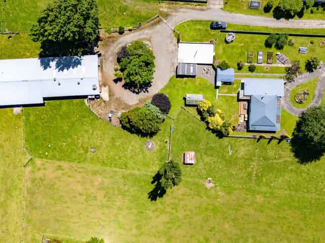 12 Toko Road, Toko