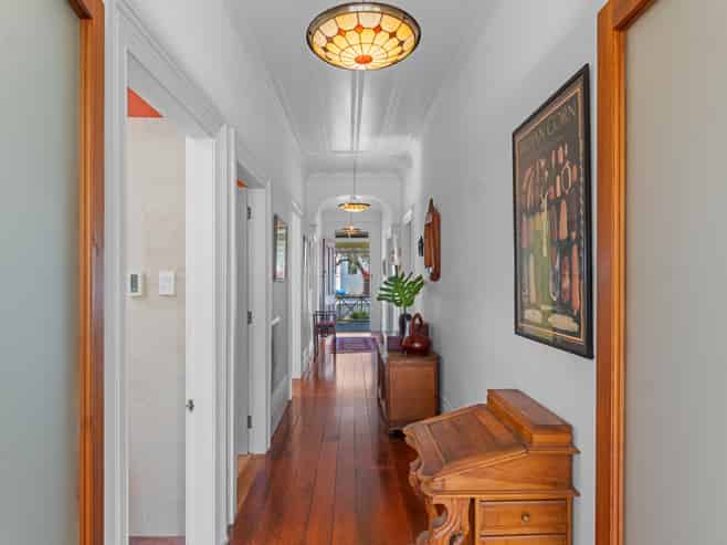 17 Cheltenham Road, Devonport