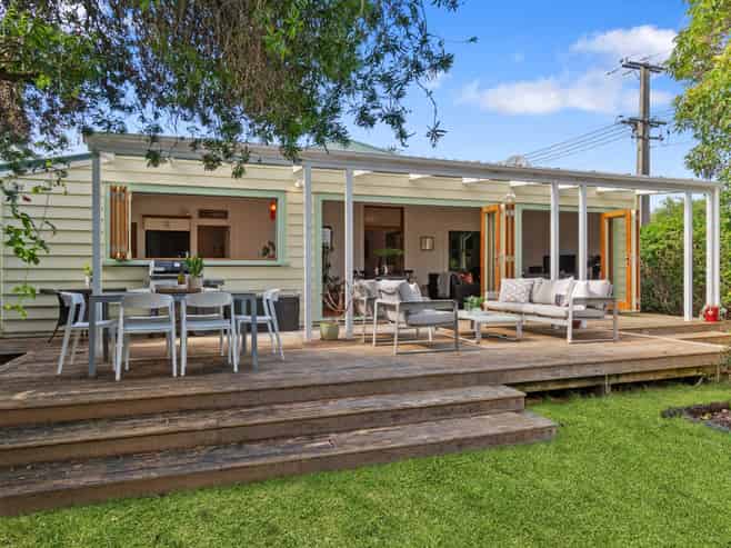 17 Cheltenham Road, Devonport