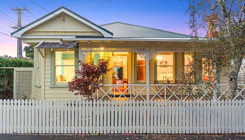 17 Cheltenham Road, Devonport