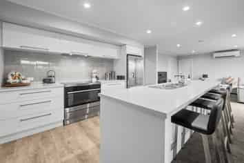 5 Whiteoak Grove, Tinwald