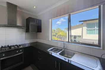 6 Springvale Drive, Albany