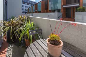 119/57 Mahuhu Crescent, Auckland Central