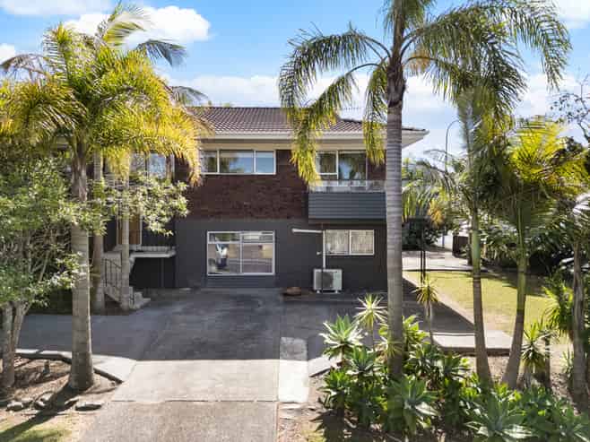 17 Butterworth Drive, Glendene