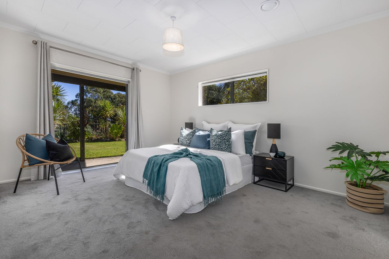 Peaceful Olive Grove Retreat - View 4