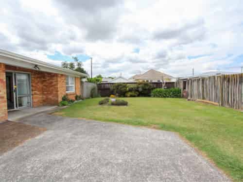 93B Fifth Avenue, Enderley