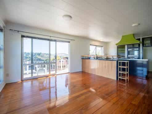 108 Arapiki Road, Stoke