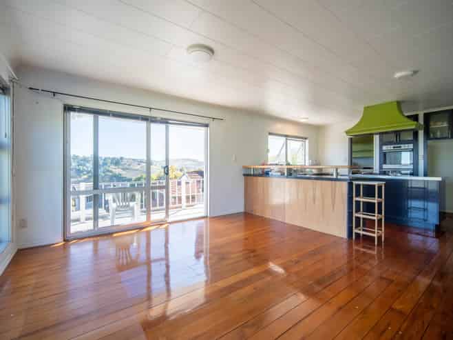 108 Arapiki Road, Stoke