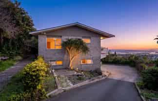 108 Arapiki Road, Stoke