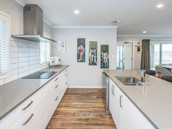 34 Tirimoana Place, Otamatea