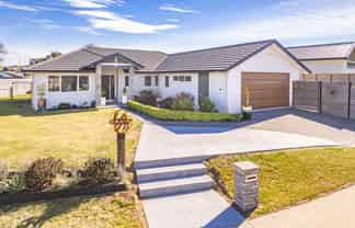 34 Tirimoana Place, Otamatea