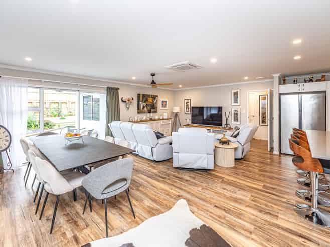 34 Tirimoana Place, Otamatea