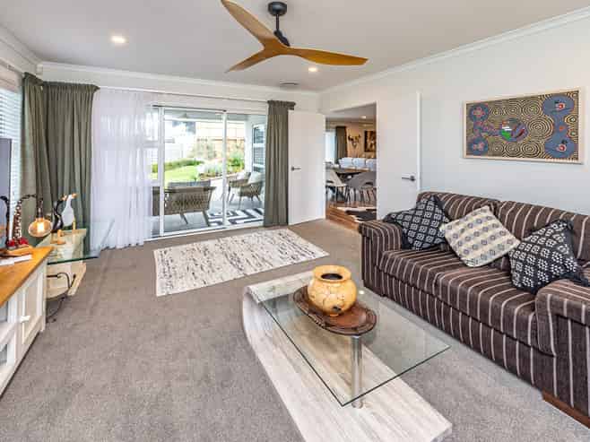 34 Tirimoana Place, Otamatea