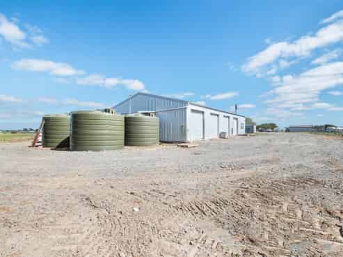 3125 State Highway 1, Sanson