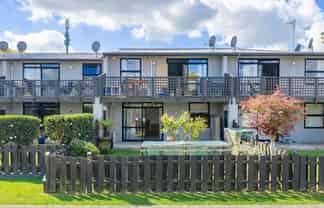 Flat 5/98 Burns Street, Leamington