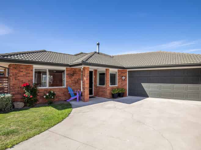 25 Briar Crescent, Alexandra