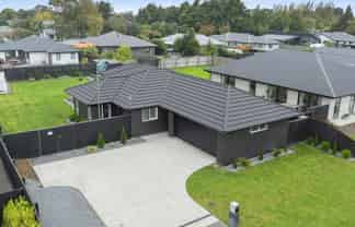 17 Stormlea Drive, SOUTHBRIDGE