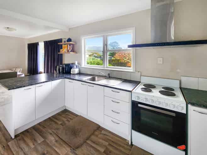 5 Willow Grove, Wainuiomata