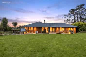 1025 German Road, Oxford