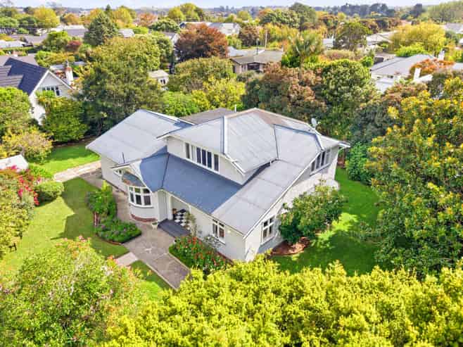 5 Parkes Avenue, Whanganui Central
