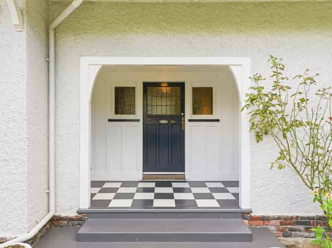 5 Parkes Avenue, Whanganui Central