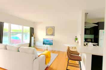 2/56A Killarney Street, Takapuna