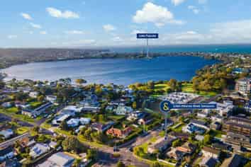 2/56A Killarney Street, Takapuna