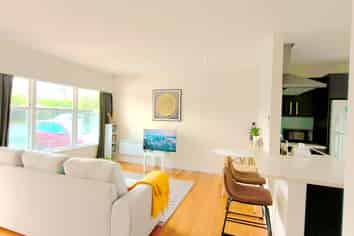 2/56A Killarney Street, Takapuna