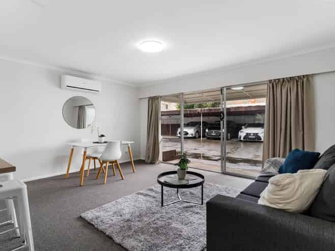 2/167 Shirley Road, Papatoetoe