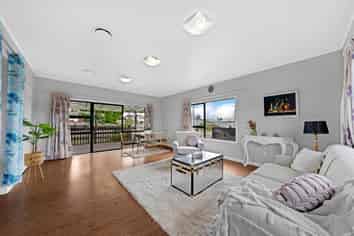 5 Atkinson Avenue, Papatoetoe