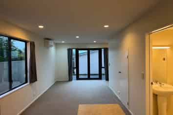 41 Spalding Rise, Golflands