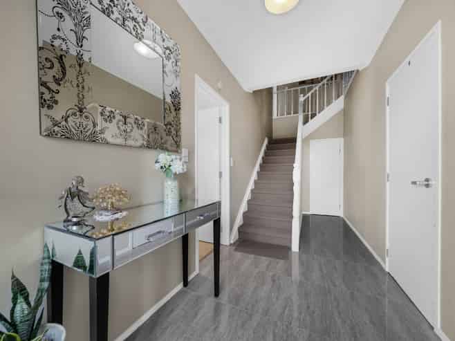 18 Mark Edward Drive, Half Moon Bay