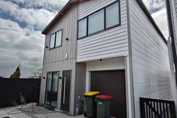 4/ Hutchinsons Road, Bucklands Beach