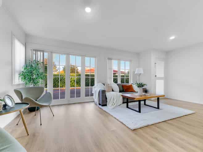 8 Pukeroa Place, Papakura