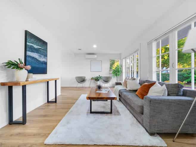 8 Pukeroa Place, Papakura