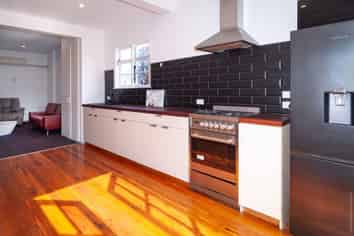 82 Main South Rd, Upper Riccarton