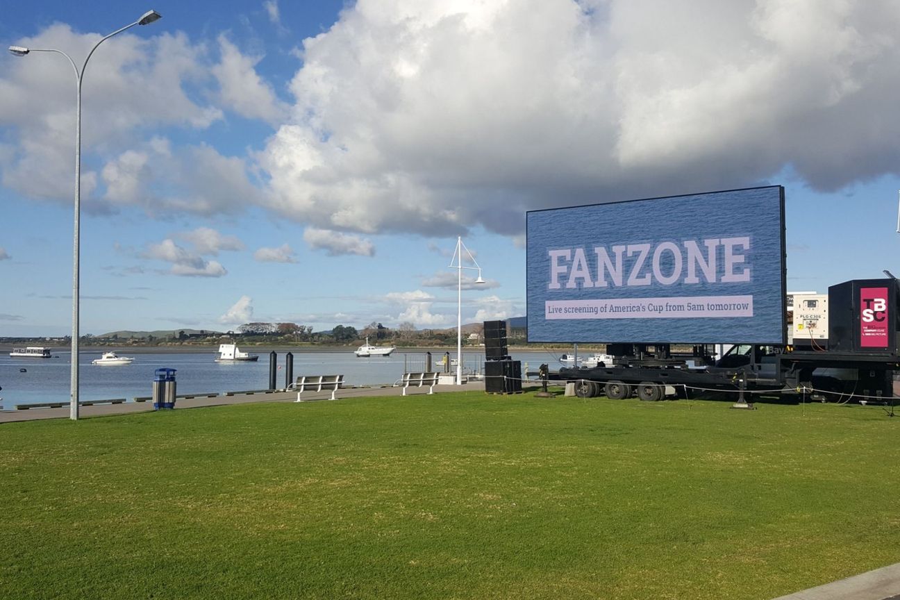 Big Screen Asset Sale|Ready to Go Setup - Vista 2