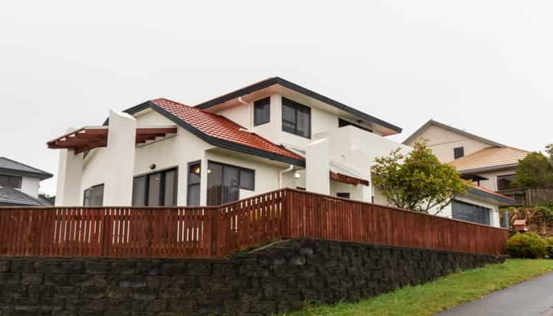 4 White Pine Avenue, Woodridge