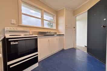 8 Arnhem Place, Pukekohe