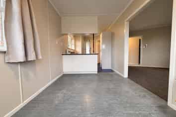 8 Arnhem Place, Pukekohe